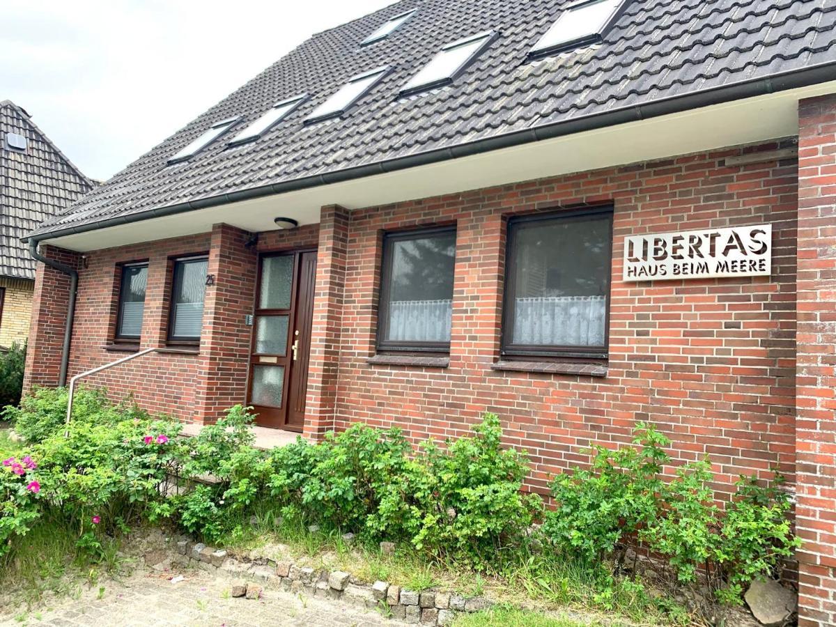 Ferienwohnung "Kreuz" Im Haus Libertas Sankt Peter-Ording Luaran gambar